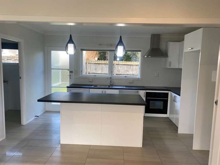 2/33 Butterworth Avenue Opaheke_1