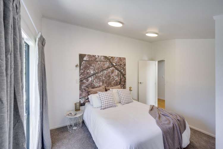 1127 Riverslea Road South Longlands_19