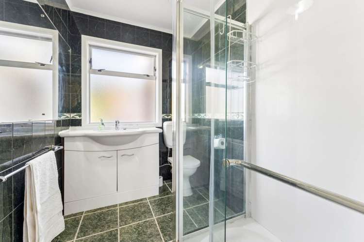 1/13 Wernham Place Northcote_14