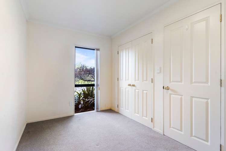 2 Anton Place Takanini_10