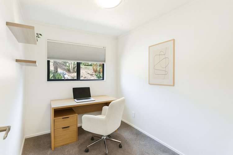 1/3 The Ridgeway Enner Glynn_7