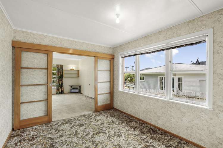 33 Lees Grove Wainuiomata_9