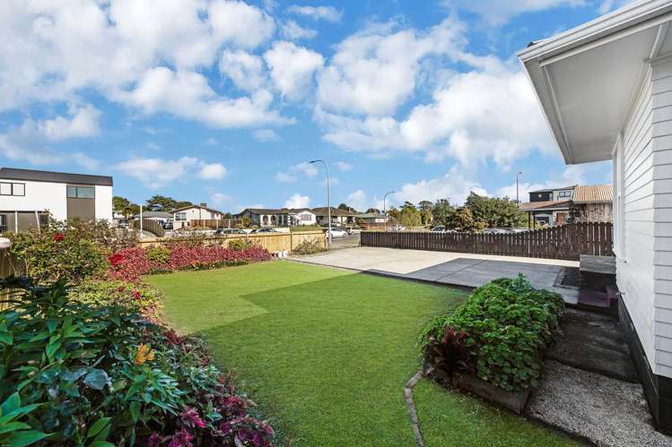 52 Friesian Drive_1