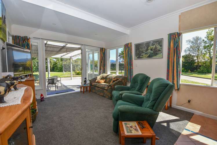 258 High Street North Carterton_3