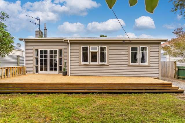 27 Clifton Avenue Carterton_2