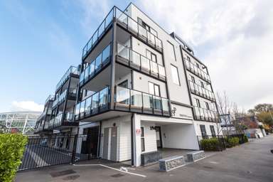 407/194 Worcester Street_1