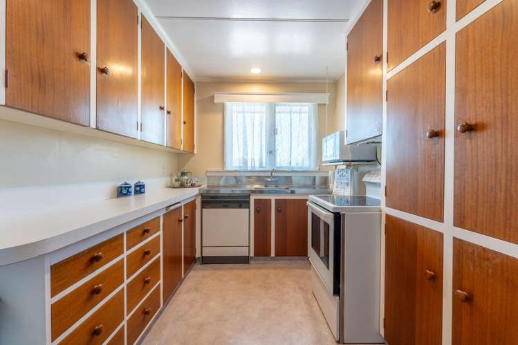 20 Sherratt Street West End_18