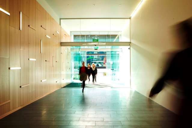 4 Leonard Isiit Drive Mangere_2