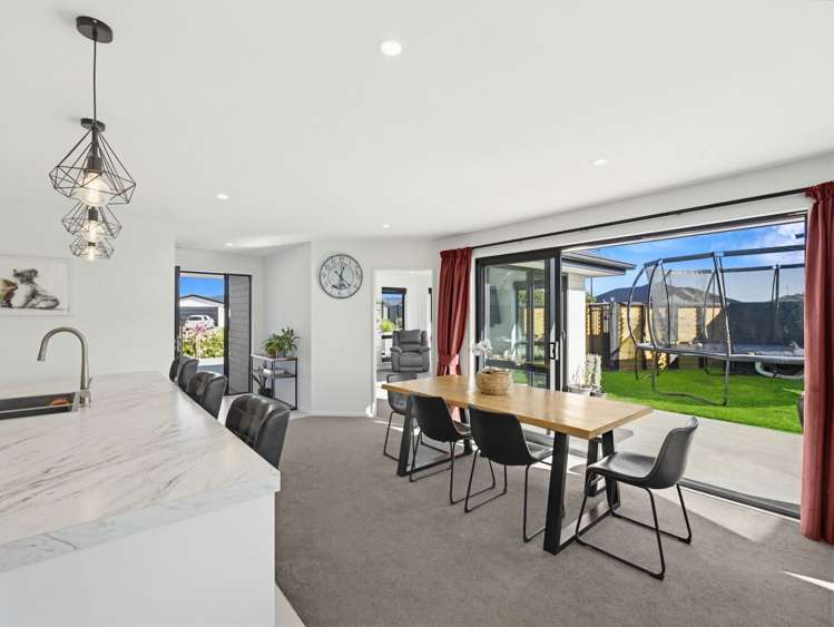 23 Whitehorn Drive Lincoln_8