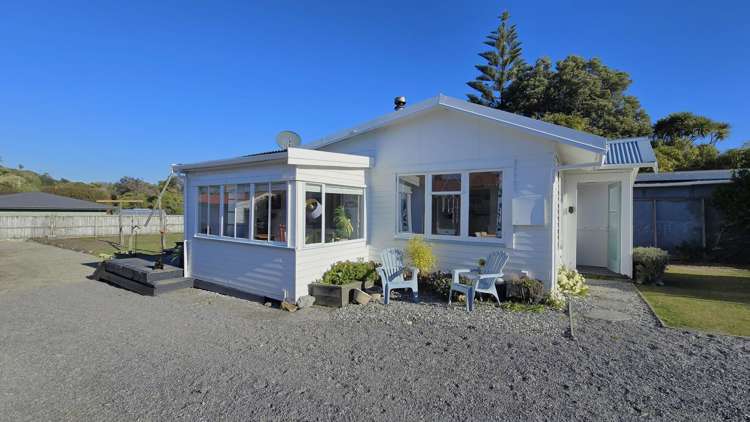 234 Revell Street Hokitika_18