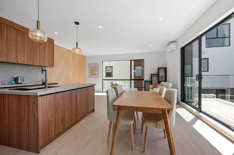 91 Joshua Carder Drive Hobsonville_23