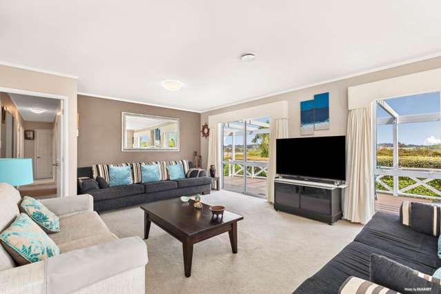 5 Barton Place Orewa_4