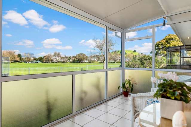 2/7 Cheltenham Road Devonport_2