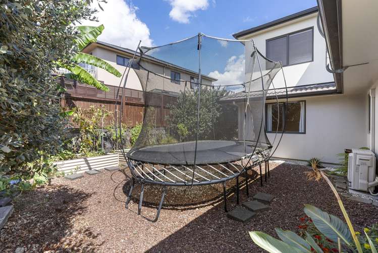 35 Waimanu Bay Drive Te Atatu Peninsula_24