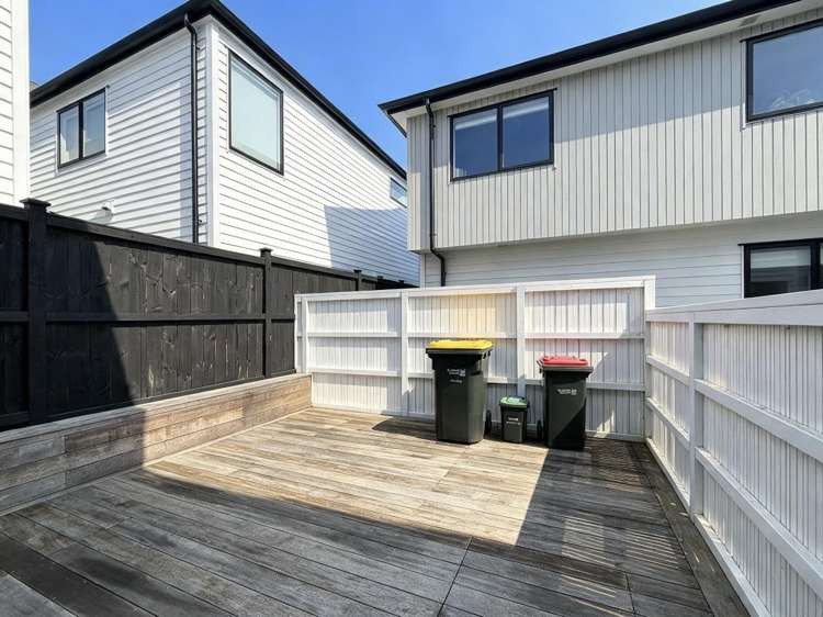 5 Spars Road Milldale_16