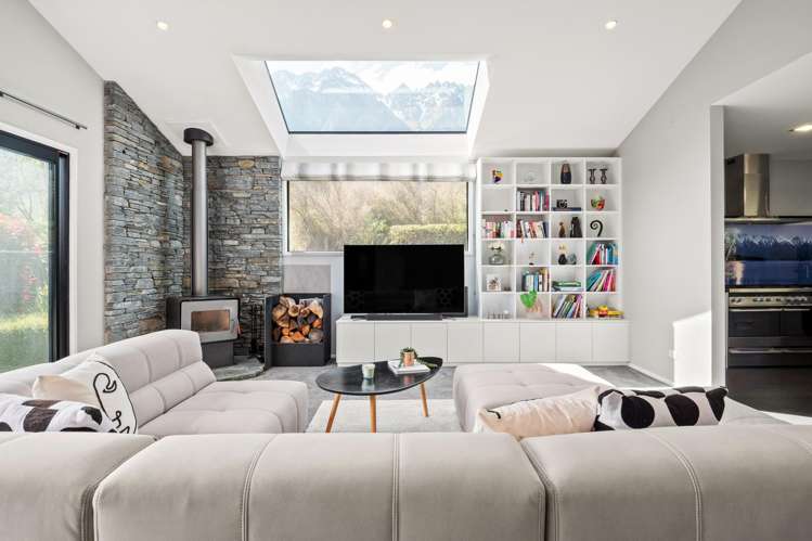 27 Pendeen Crescent Jacks Point_14