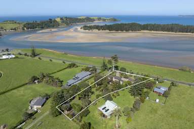 2213 Whananaki North Road_4