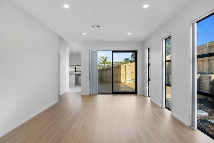  1/40 John Downs Drive Browns Bay_3