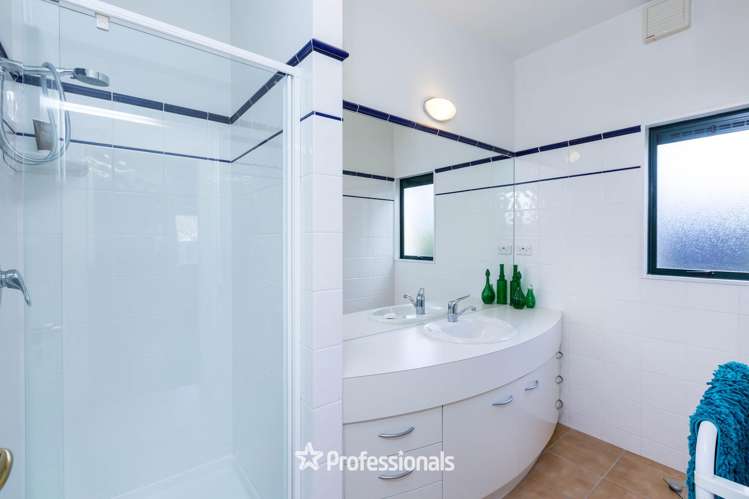 4/341 Fergusson Drive Heretaunga_13