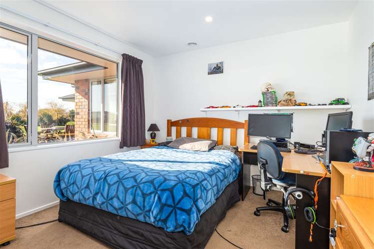 42 Mountvista Road Fernside_27