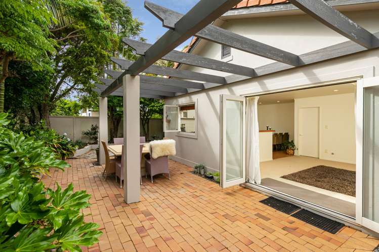 2B Evan Street Belmont_20