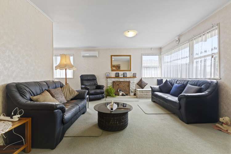 60 Wallace Road Mangere Bridge_3