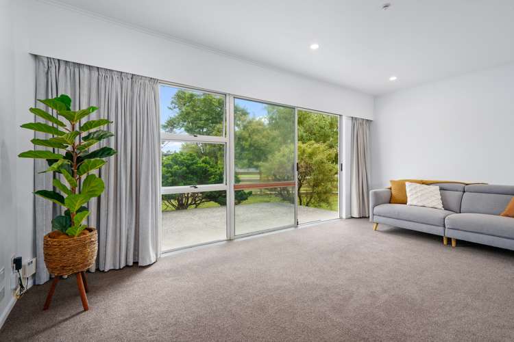 76 Campbell Street Leamington_9