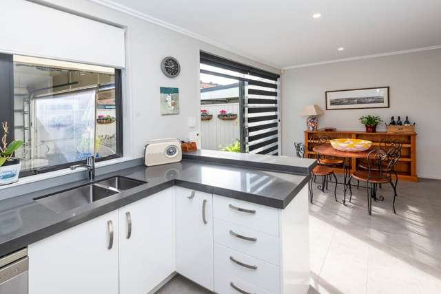 37 Bluegrey Avenue Stonefields_2