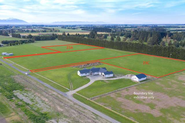 Titled Sections Offering Lifestyle and Location