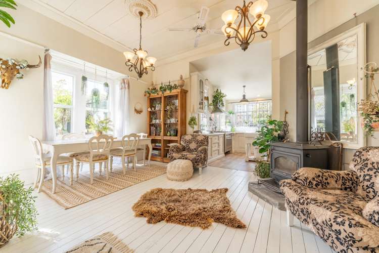 55 Rathmore Street West End_12