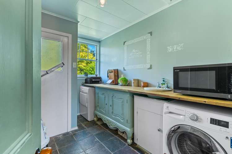 8 and 8A Harrington Place Lawrence_29