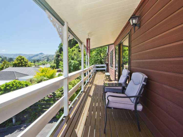 72a Hine Road Wainuiomata_16