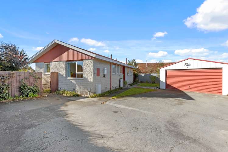 29 Gibson Drive Hornby_13