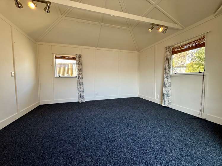 27 Lorenzen Bay Road Raglan_17