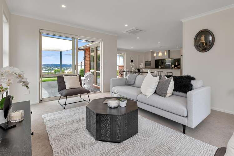 10 Myrtle Lane Te Kamo_11