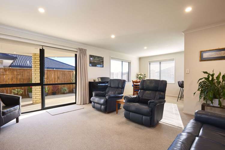 10 Ara Drive Redwoodtown_9