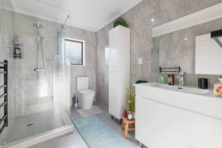 52 Bellville Drive Clendon Park_10