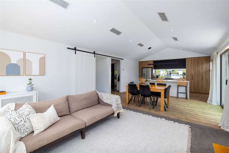 9 Russ Drive Lincoln_6