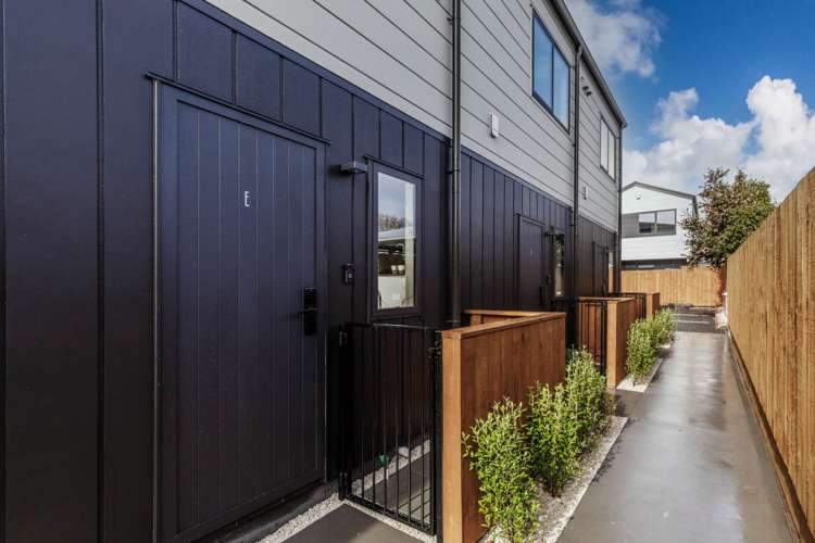 26d Enderby Drive Te Atatu Peninsula_10