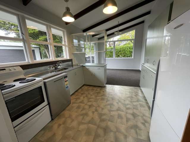 43A Brassey Road St Johns Hill_1
