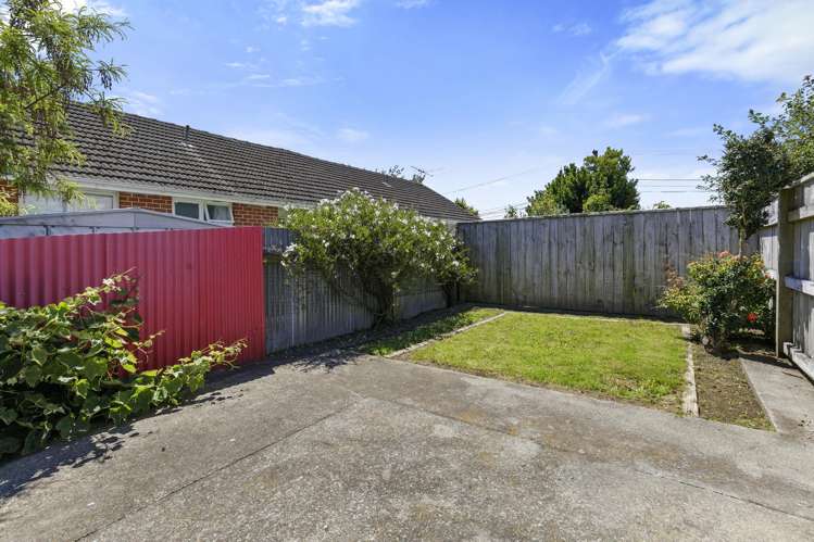 30A and B Ararino Street Trentham_14