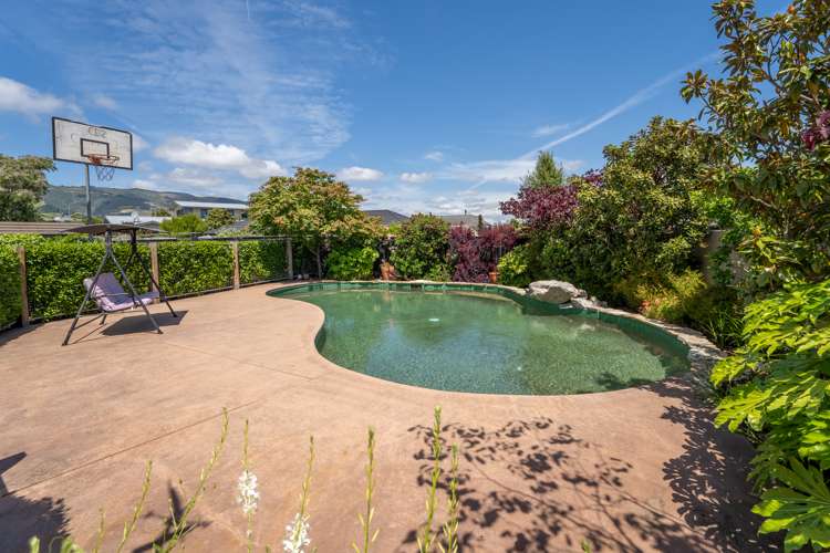 5 Lucy Murcott Place Stoke_2