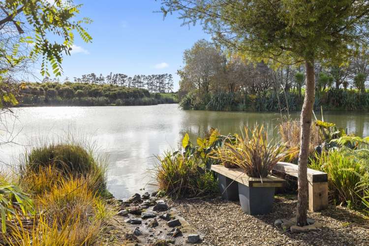 98 Bushlake Way Kingseat_26