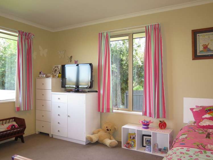 9 Lachlan Place Marchwiel_13