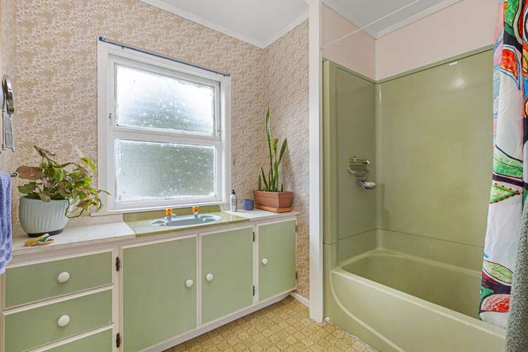 8 Violet Street Raglan_5