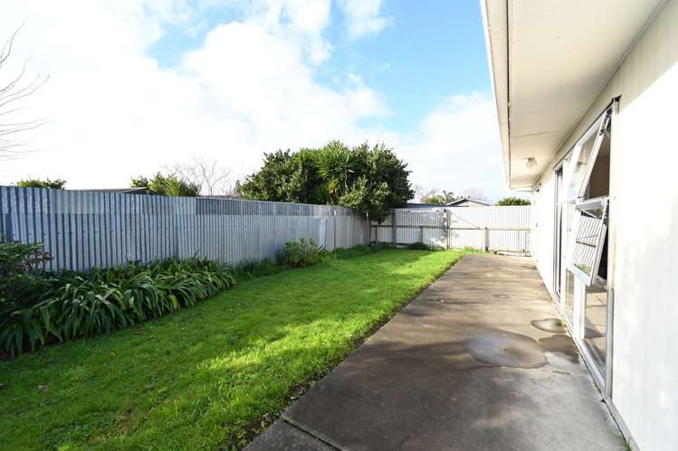 22a Addison Street Onekawa_15