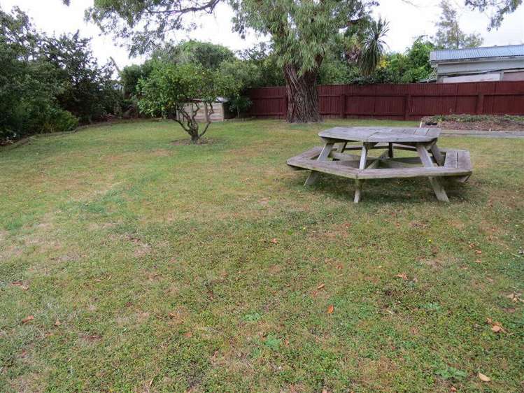 31 Edinburgh Street Feilding_12