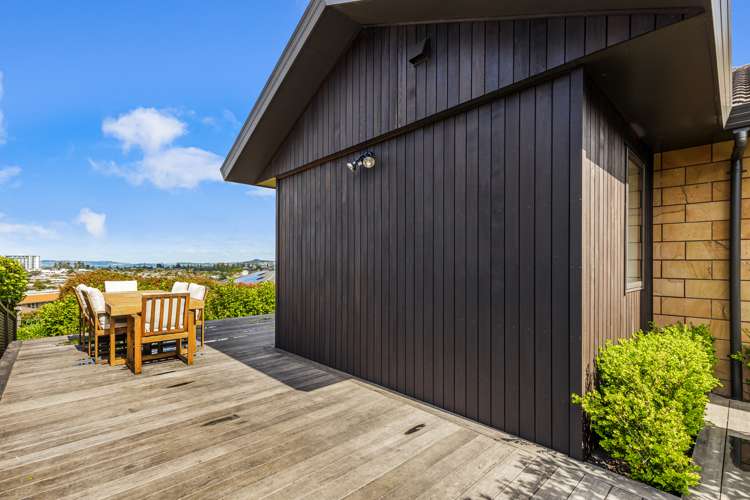 53 The Ritz Orewa_24