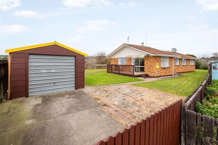 15 George Clay Place Huntly_13