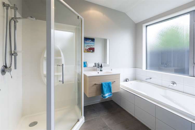 5 Torrey Pines Waimairi Beach_15